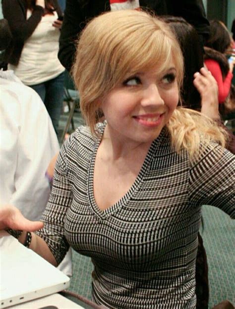 Former Nickelodeon actress Jennette McCurdy just showed off her sexy side to her fans and followers on social media. The “iCarly” alum recently shared a snap that undeniably …